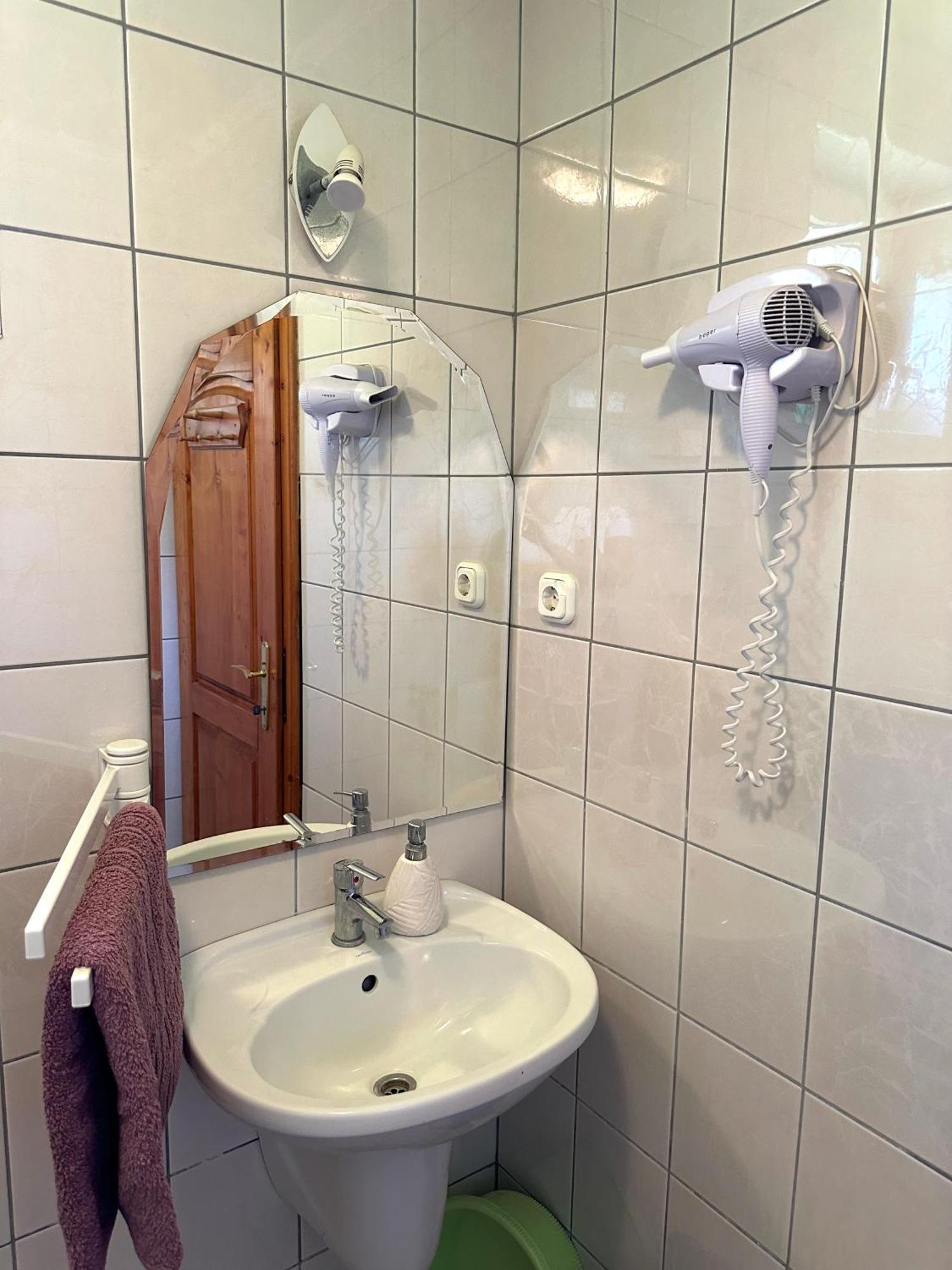 Hévíz Judit Apartments מראה חיצוני תמונה